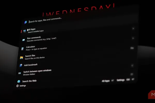 Рабочий стол на Windows 11 с открытым исходным кодом