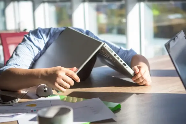 Обновление KB5071546 вызывает сбои StartIsBack