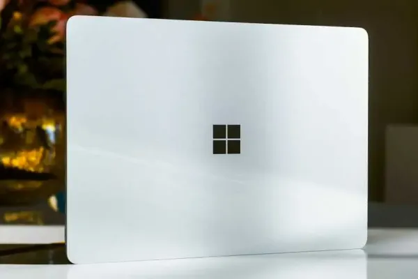 Тенденции Windows: от клавиатуры к ИИ, но пользователи хотят стабильности