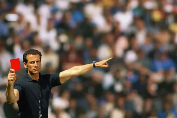 Отзывы о FM26 резко упали на платформе Steam