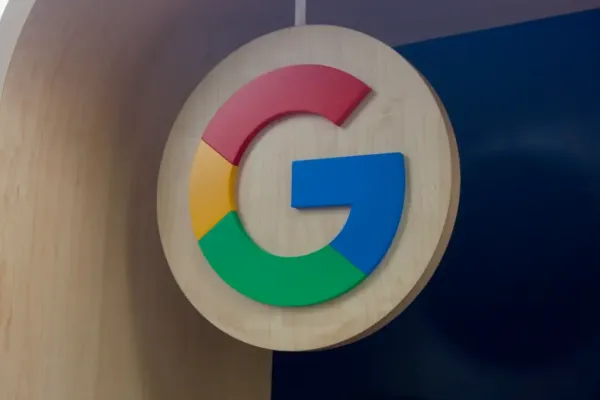 Новый вариант цвета в Поиске на планшетах