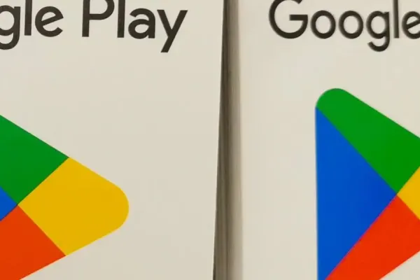 Google усиливает безопасность в Play Store, удаляя приложения