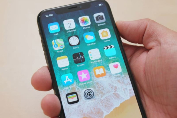 Вредоносное ПО выявлено на платформах App Store и Google Play