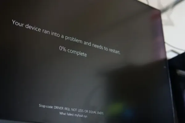 Windows 11 изменяет BSOD на черный экран вместо синего