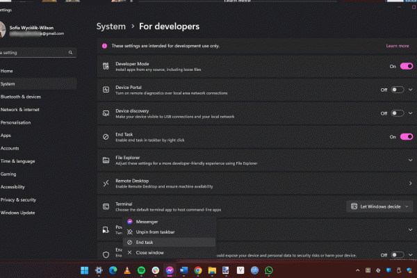 Microsoft добавила функцию завершения задач в Панель задач Windows 11