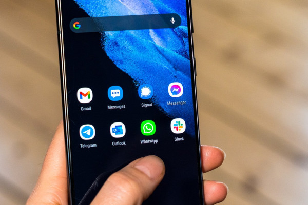 Приложение Samsung Messages: сбои из-за вмешательства Google Meet