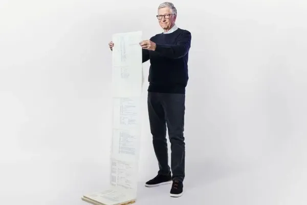 Microsoft делится историей, публикуя исходный код