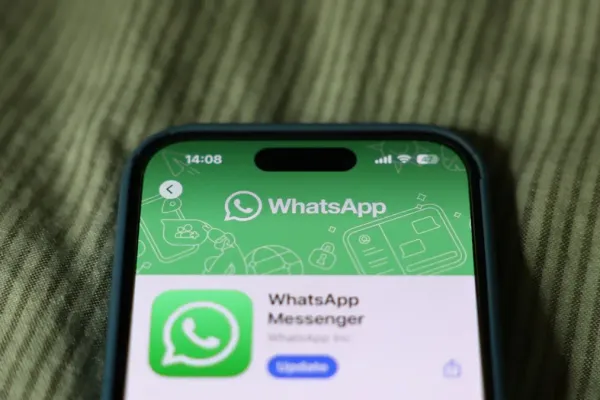 WhatsApp вводит рекламу в раздел "Обновления"