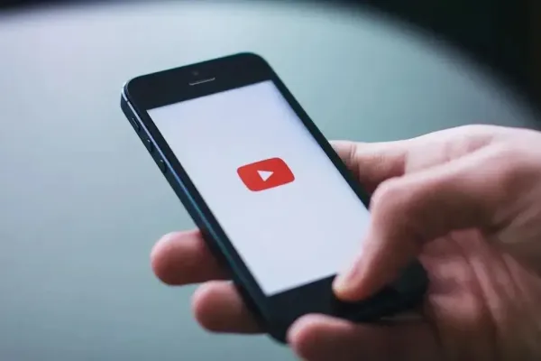 Мошенническая сеть YouTube распространяет вредоносное ПО