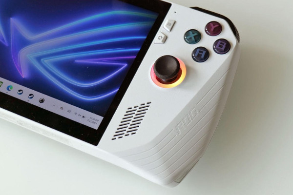 Microsoft обновила экранную клавиатуру для портативных консолей Windows