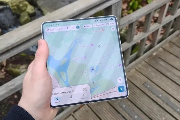 Google Maps поддерживает Live Updates в Android 16