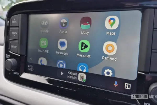 Android Auto расширяет сетку приложений для удобства использования