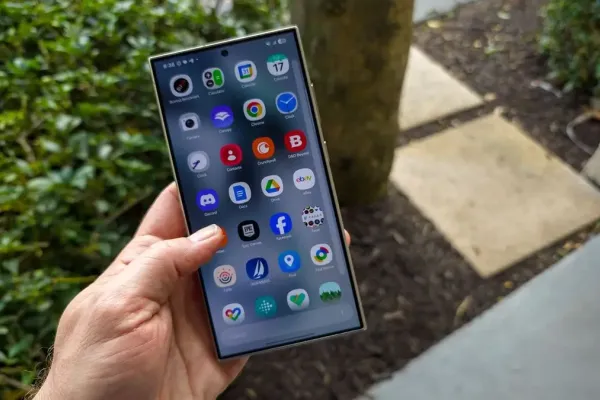 Samsung улучшает интерфейс One UI для пользователей