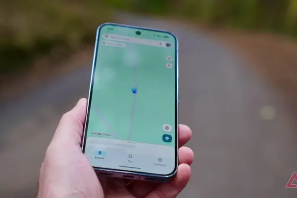 Google Maps угрожает автомобилям из-за маршрутов через узкие дороги Google Maps угрожает автомобилям из-за маршрутов через узкие дороги