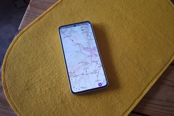 OsmAnd расширяет возможности офлайн навигации