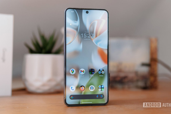 Google выпустила Android 15 QPR1 Beta 1 с обновленным приложением обоев