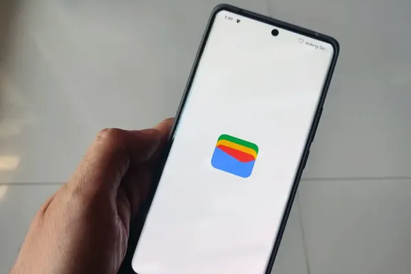 Google Wallet требует разрешения на местоположение Android