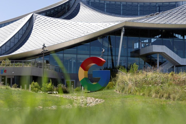 Обнаружена уязвимость в Google Pixel из-за предустановленного приложения