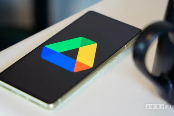 Gemini улучшает взаимодействие в Google Drive на Android и iOS