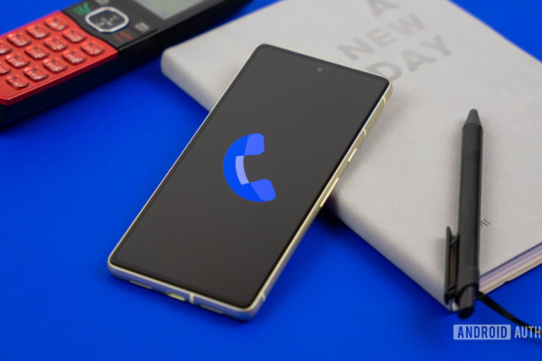 Google Contacts обновление 4.39: улучшение интерфейса для длинных имен