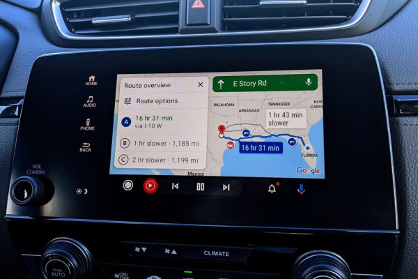 Android Auto добавит поддержку локальных аудиофайлов и радиостанций