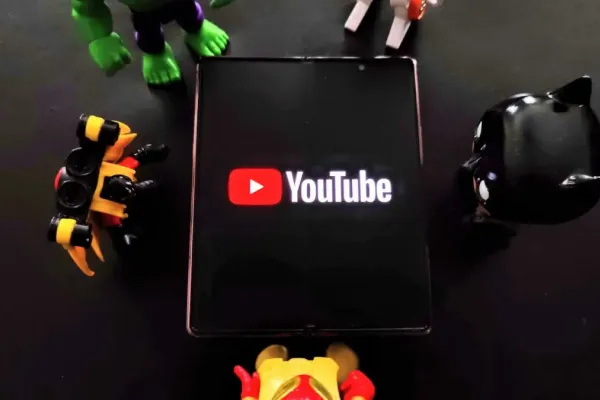 YouTube тестирует прямые сообщения в Ирландии и Польше