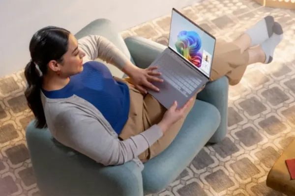 Microsoft улучшает голосовые команды в Windows 11