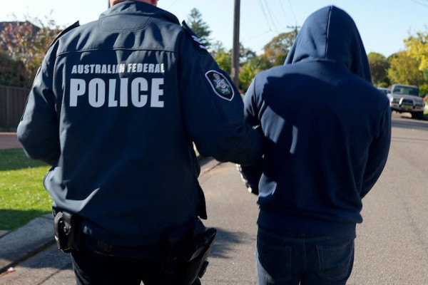 Австралийская полиция арестовала подозреваемого, связанного с Ghost app