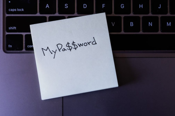 Apple напоминает пользователям Mac о хранении паролей в Keychain Access