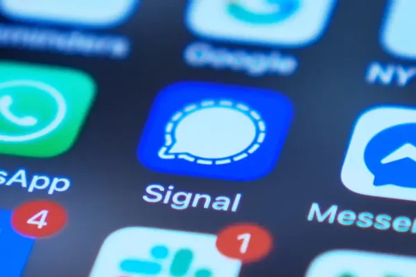 Signal укрепляет безопасность в коммуникациях