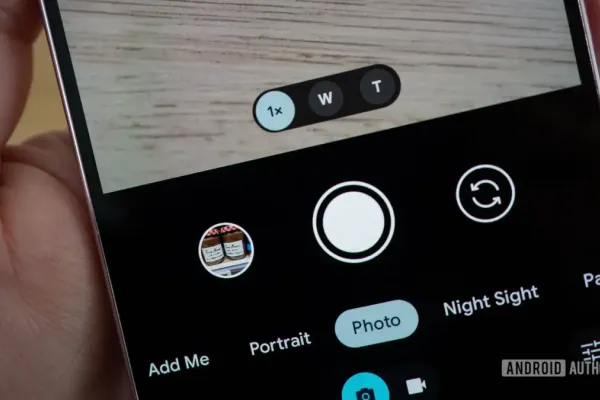 Pixel Camera: Требуется Google Play Services