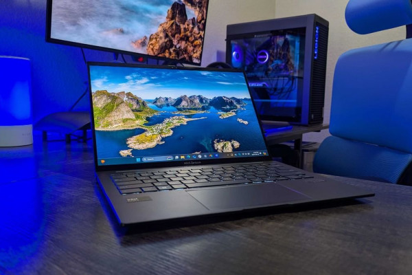 ASUS Zenbook 14 Q415M: бюджетный ультрабук с OLED-дисплеем за 9.99