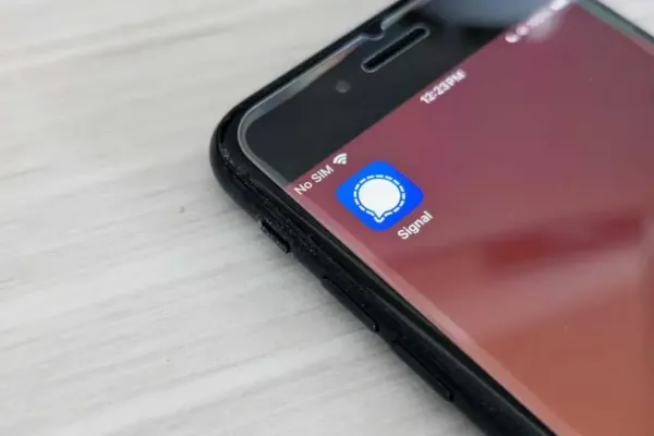 Signal: Растущая популярность на фоне безопасности данных