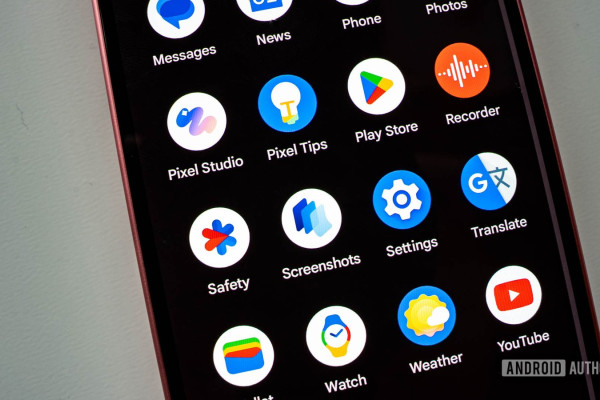 Google представила Pixel Screenshots на серии Pixel 9 с ИИ для архивов
