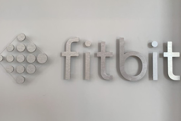 Fitbit прекращает веб-версию приборной панели с 8 июля
