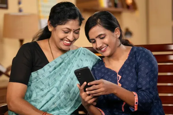 Arattai стремится конкурировать с WhatsApp в Индии