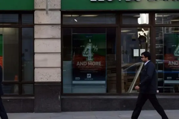 Lloyds расширяет возможности приложения для удобства клиентов