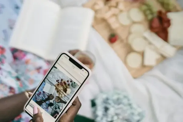 Приложения для улучшения фотографий на iPhone и Android: что выбрать